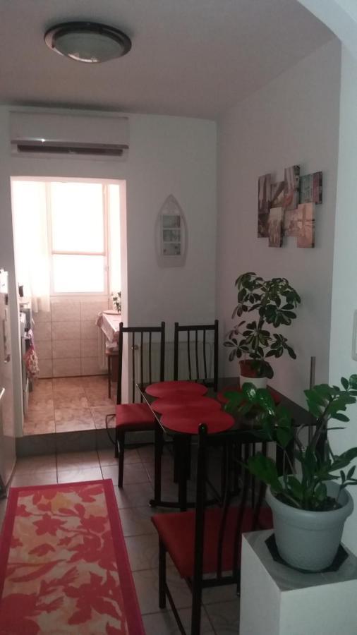Apartament Jorali Oradea Zewnętrze zdjęcie